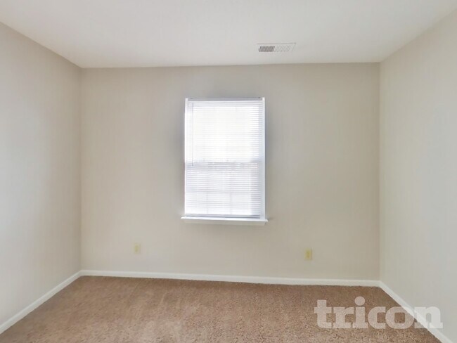 Building Photo - 11811 Wapiti Way