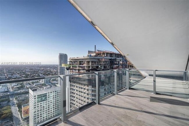 Building Photo - 88 SW 7th St