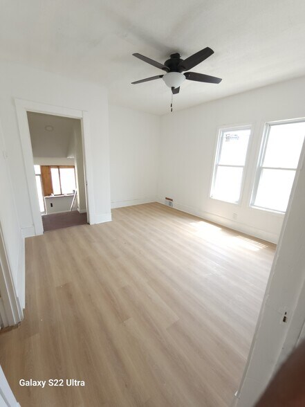 Living Room - 3805 N 20th St