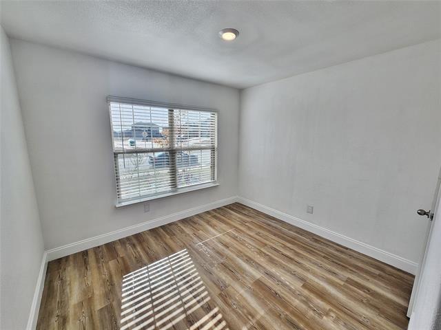 Building Photo - 837 Serena Dr