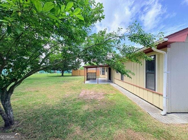 Building Photo - 603 Plantation Village Dr