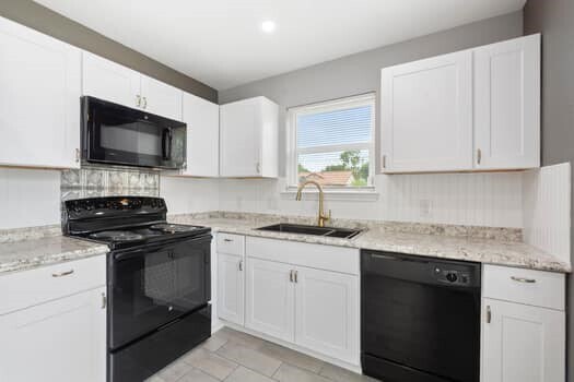 Building Photo - 3467 Overcross Dr