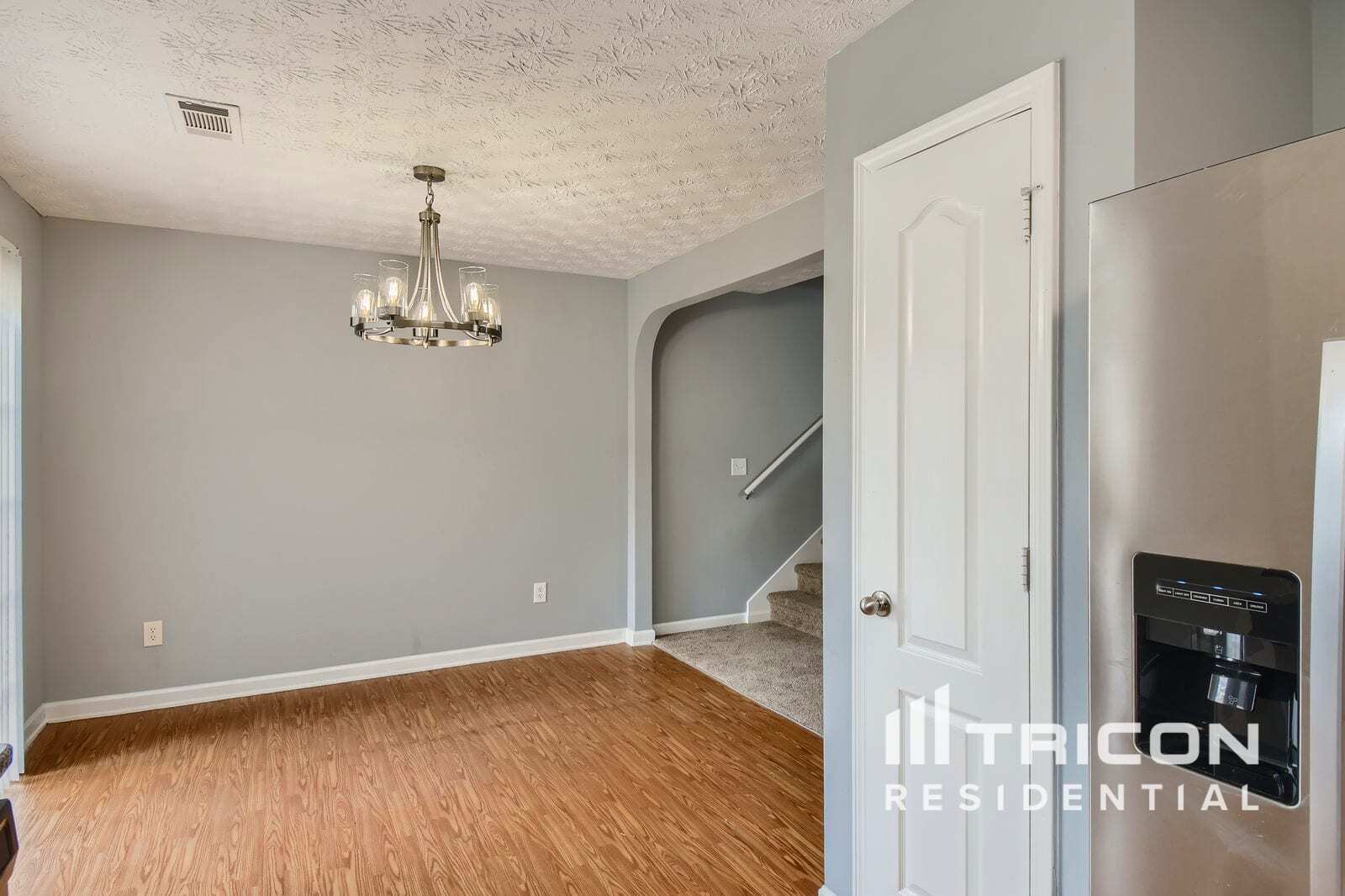 Building Photo - 1740 Formosa Ln