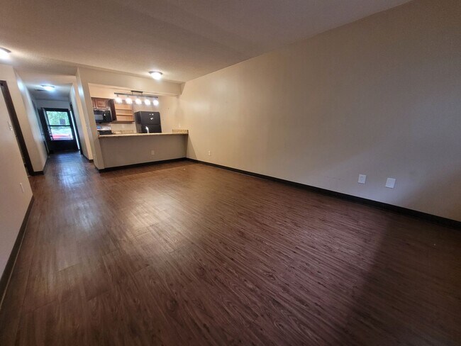 Building Photo - 1108-1110 East McKinley Avenue