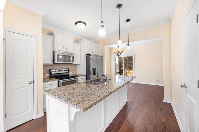 Building Photo - 4276 Sutwick Dr