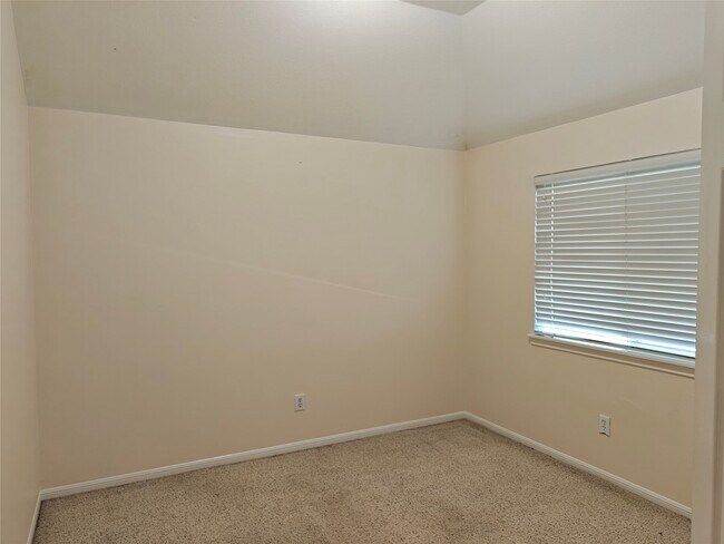 Building Photo - 15319 Truslow Point Ln