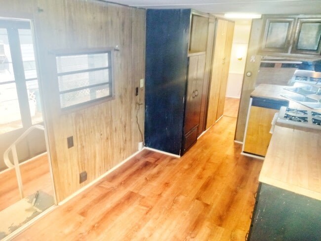 Building Photo - 30346 FL-78