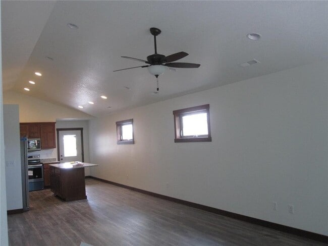 Building Photo - 1767 Aspen Ct