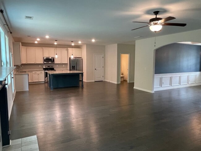 Building Photo - 222 Palisade Rdg