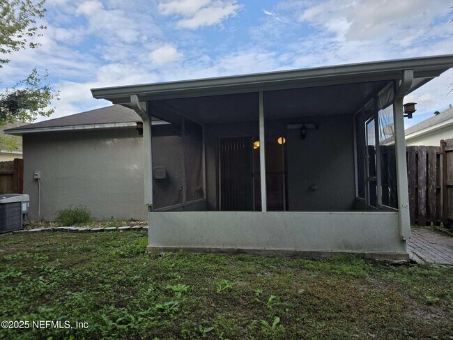 Building Photo - 3584 Alec Dr