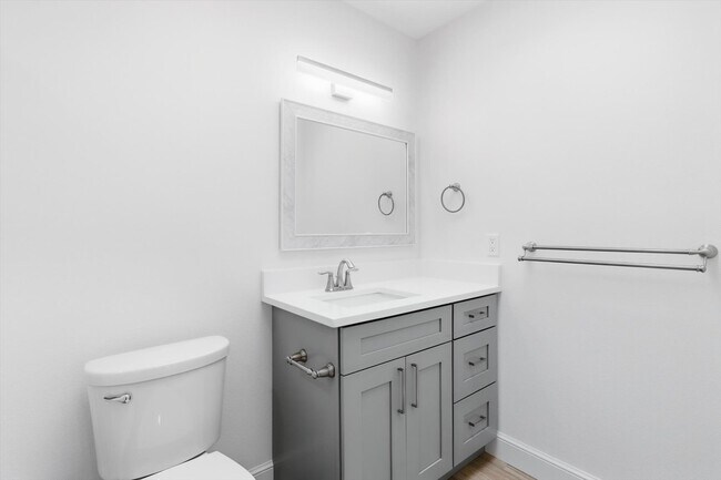 Building Photo - 11625 W Riverhaven Dr
