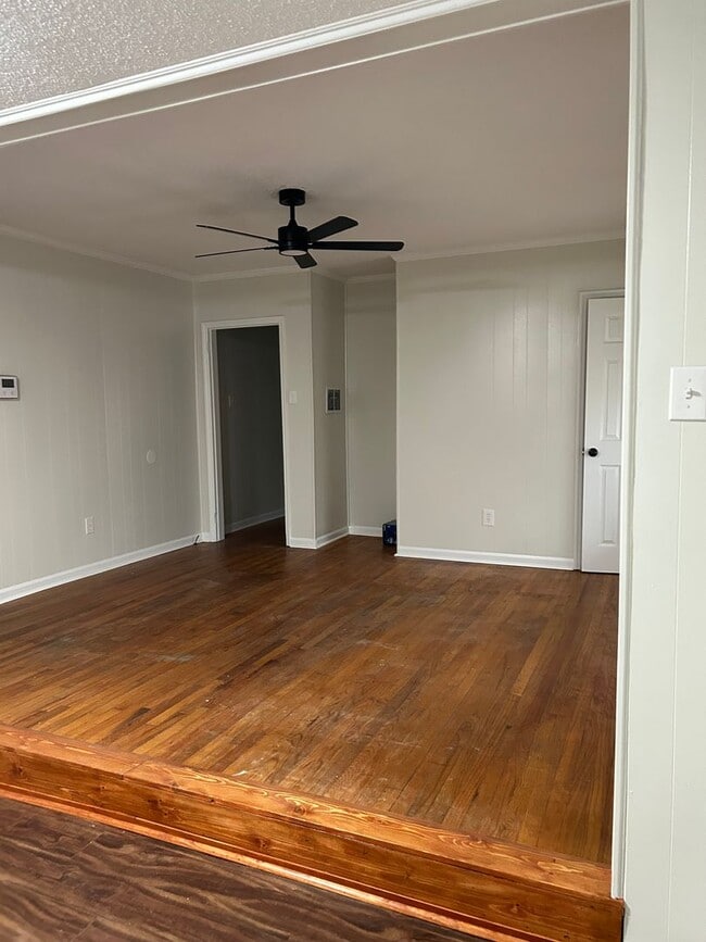 Building Photo - Beautiful home available now!!!