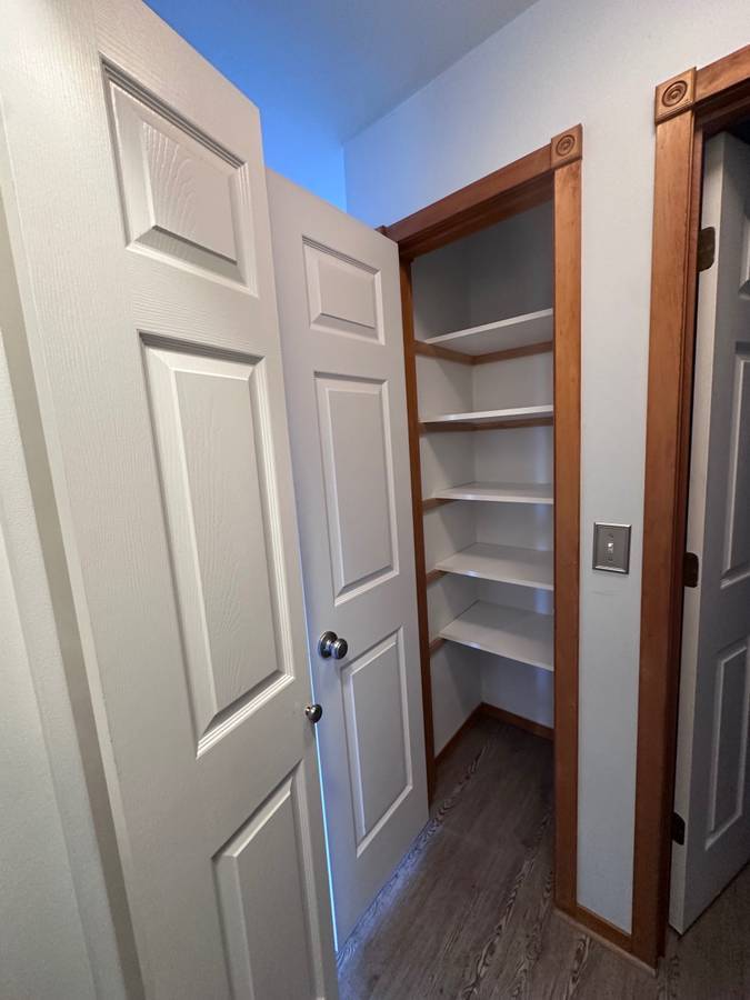 Building Photo - 248 NW Riverside Blvd