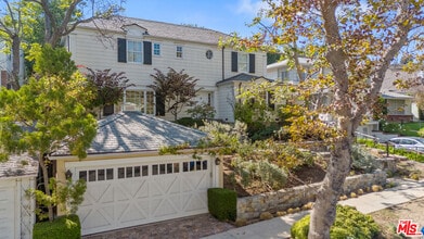 Building Photo - 643 Westholme Ave