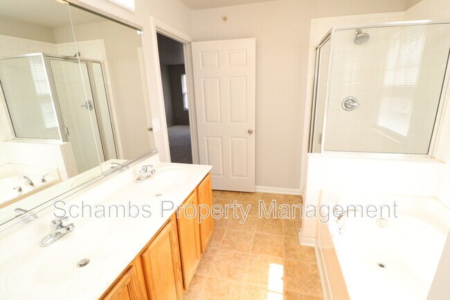 Building Photo - 5110 Neuse Commons Ln