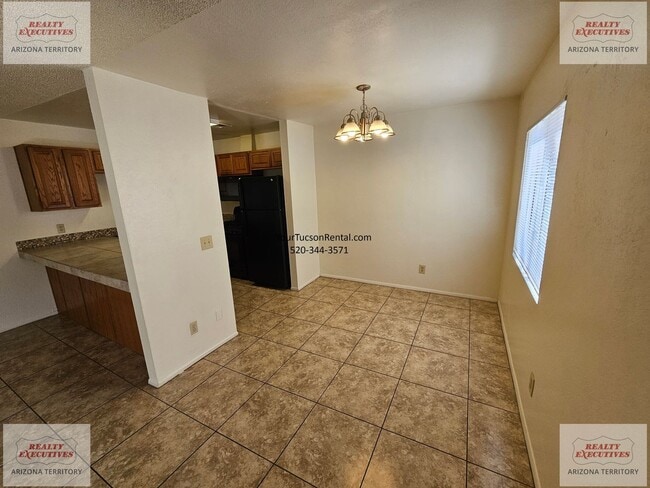 Building Photo - 22nd & Kolb Area Condo - Upstairs unit in Langley Gardens