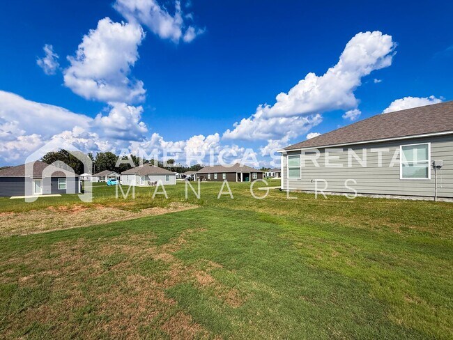 Building Photo - Coming Soon! Available to View NOW!!!