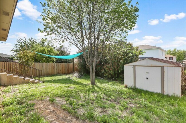 Building Photo - 15204 Drusilla's Dr