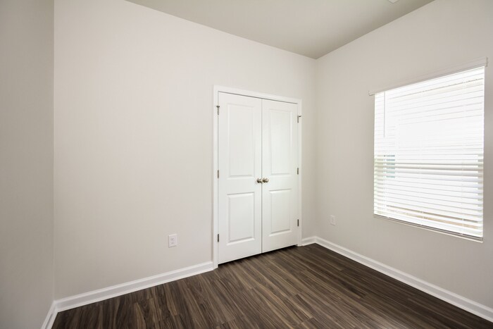 Building Photo - 184 Dorian Lp