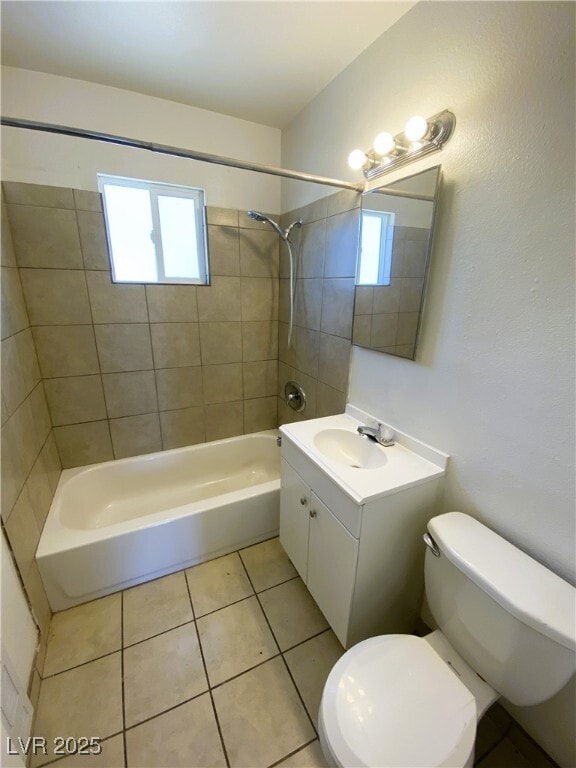 Primary Photo - 230 W Boston Ave