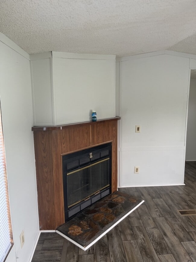 Building Photo - 108 Joe Dyar Rd