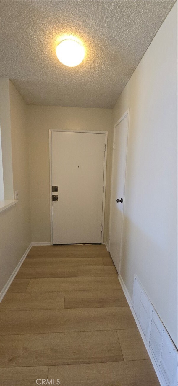Building Photo - 260 W Shady Grove Dr