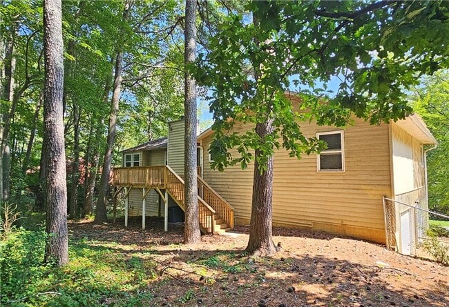 Building Photo - 5530 Deerfield Pl