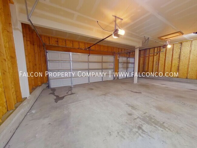 Building Photo - 6536 Graymont Dr