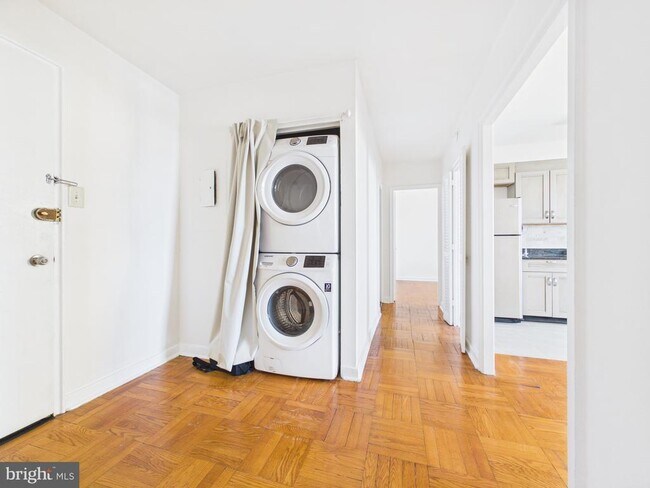 Building Photo - 2601 Pennsylvania Ave