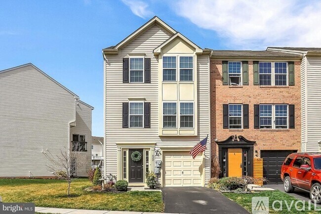 Building Photo - 822 Blossom Dr
