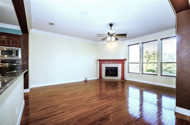 Building Photo - 821 Meadowlark Dr