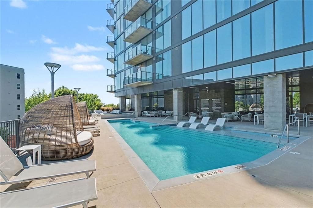 Building Photo - 788 West Marietta St NW