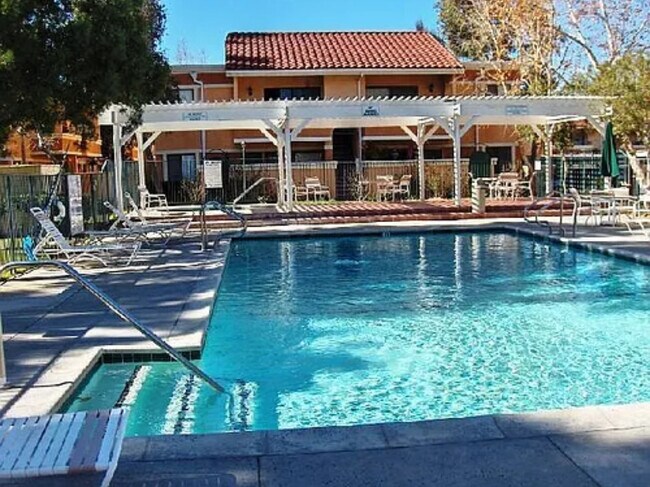 Building Photo - 18806 Mandan St