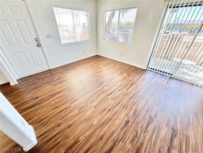 Building Photo - 3383 Sparrow Heights Ave