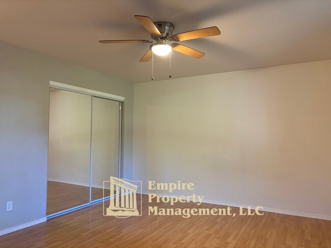 Building Photo - 2325 Aspen Way
