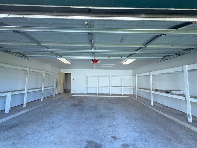 Building Photo - 3330 Band Rd