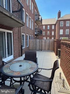 Building Photo - 801 S Pitt St