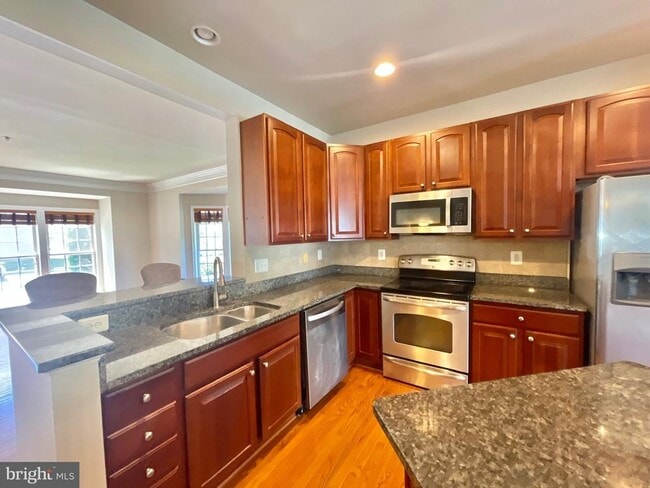 Building Photo - 3550 Tabard Ln