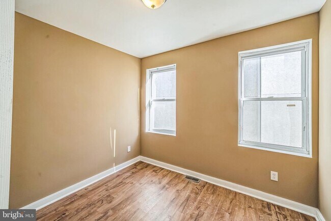 Building Photo - 3817 Haverford Ave