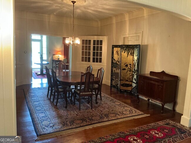Building Photo - 992 Tatnall St