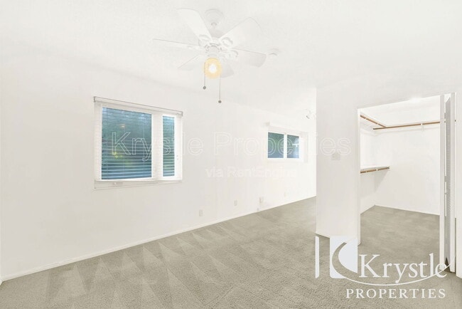 Building Photo - 306 Keats Dr