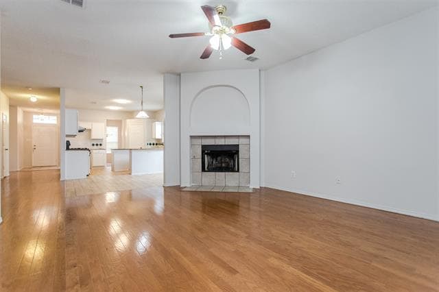 Building Photo - 738 Opal Ln