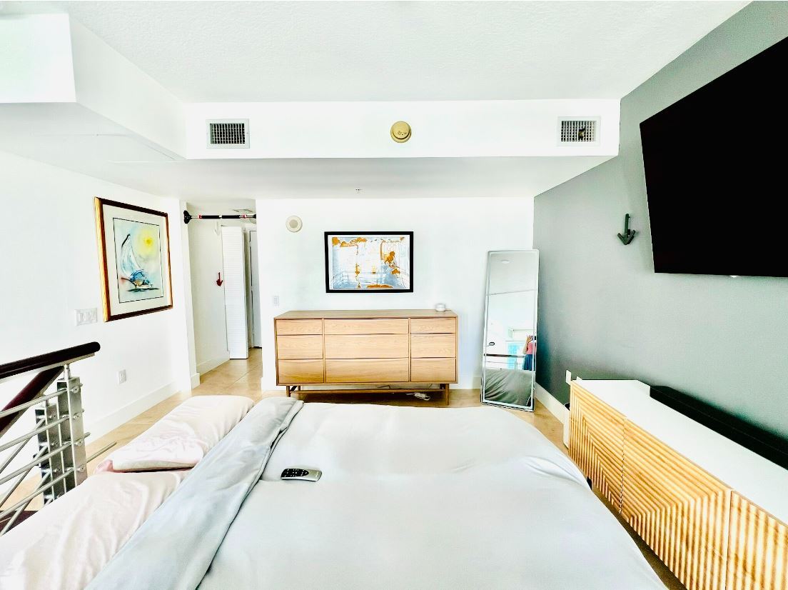 Building Photo - 41 SE 5th St