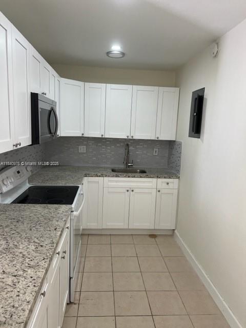 Building Photo - 4590 SW 67th Ave