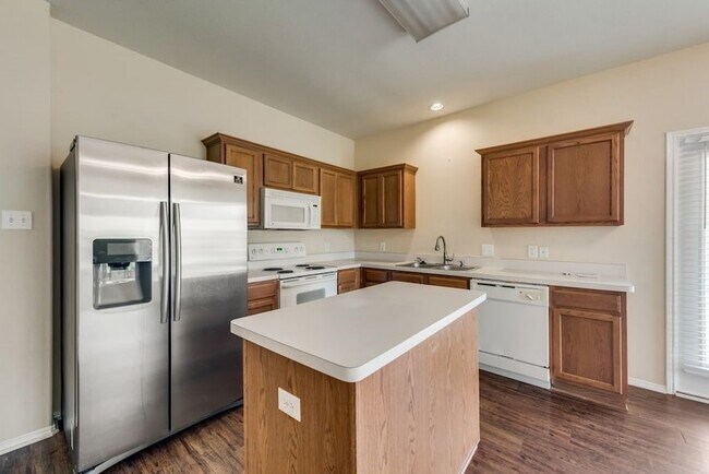 Building Photo - 105 Shadybrook Dr