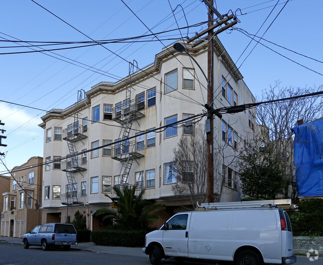 Building Photo - Pine Knolls Apartments