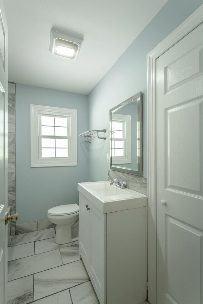 Building Photo - Charming Family Haven: 3 Bedroom Gem with Inviting Outdoor Space