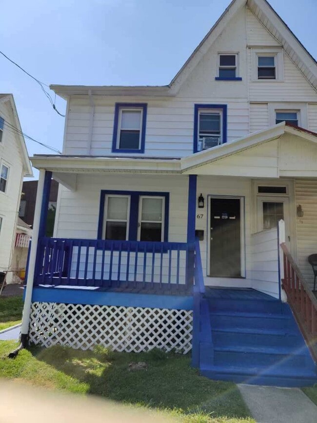 Building Photo - 67 Holland Ave