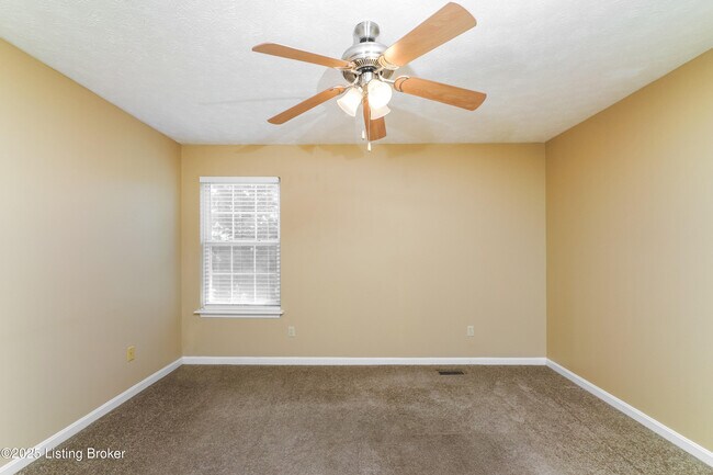 Building Photo - 4005 Chenwood Ln