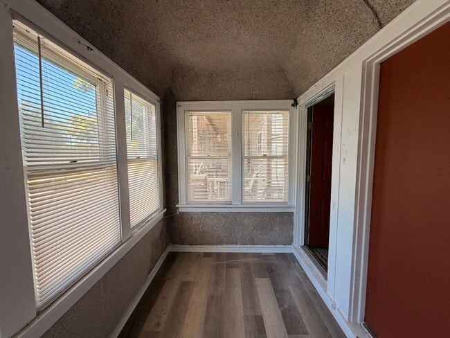 Building Photo - 4120 W Burleigh St